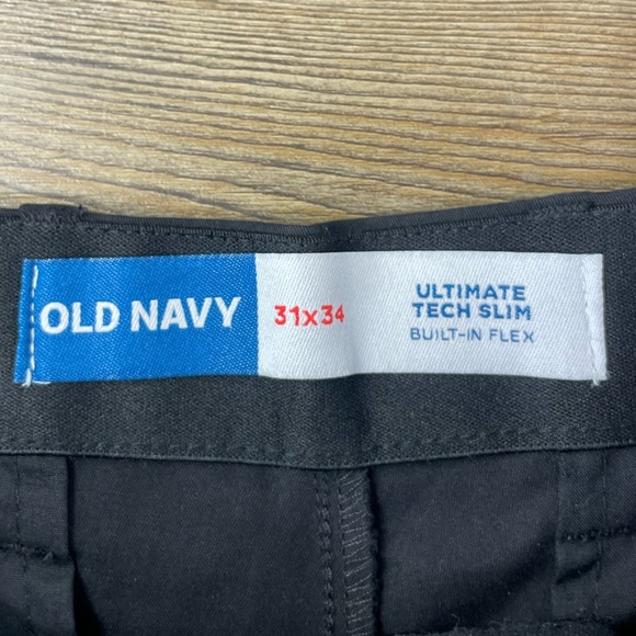 NWT Men’s Black Ultimate Tech Slim Chino Pants with Built in Flex, size 31x34 - Picture 2 of 10